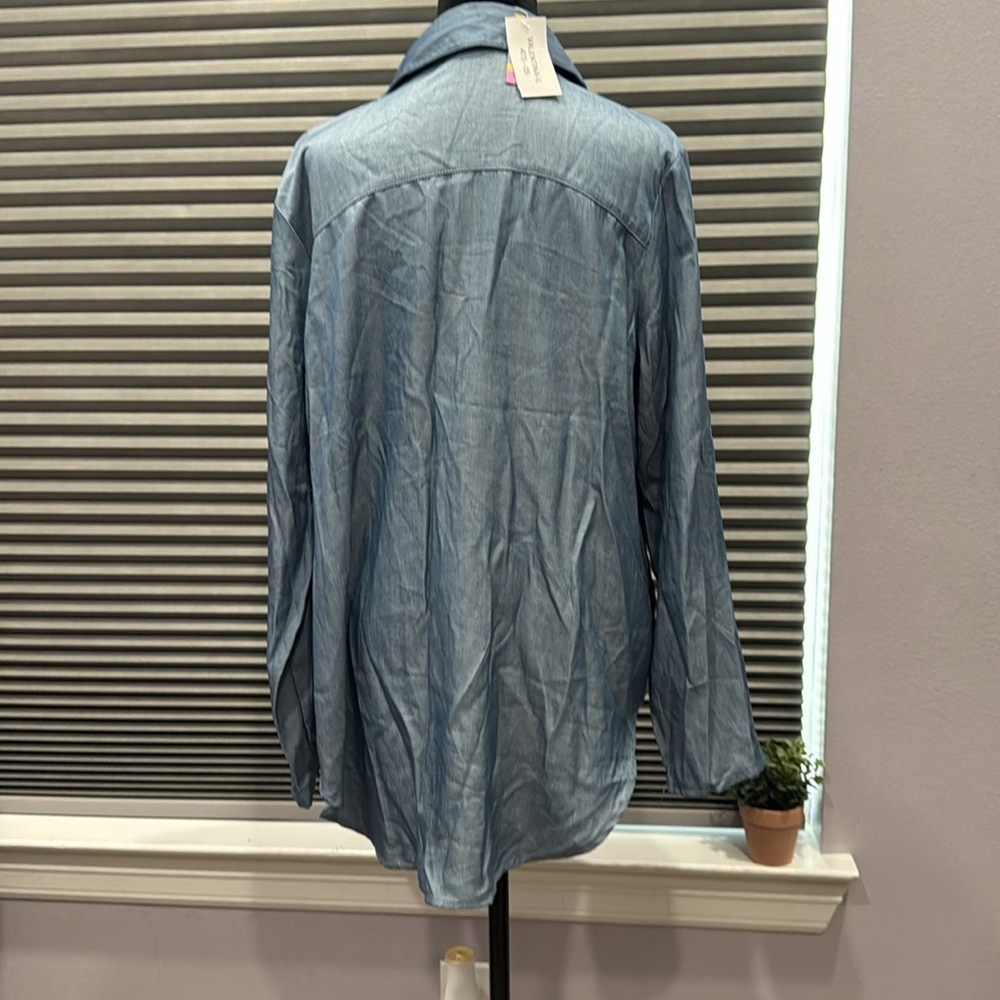 Blue Button-Up Shirt - Picture 4 of 7